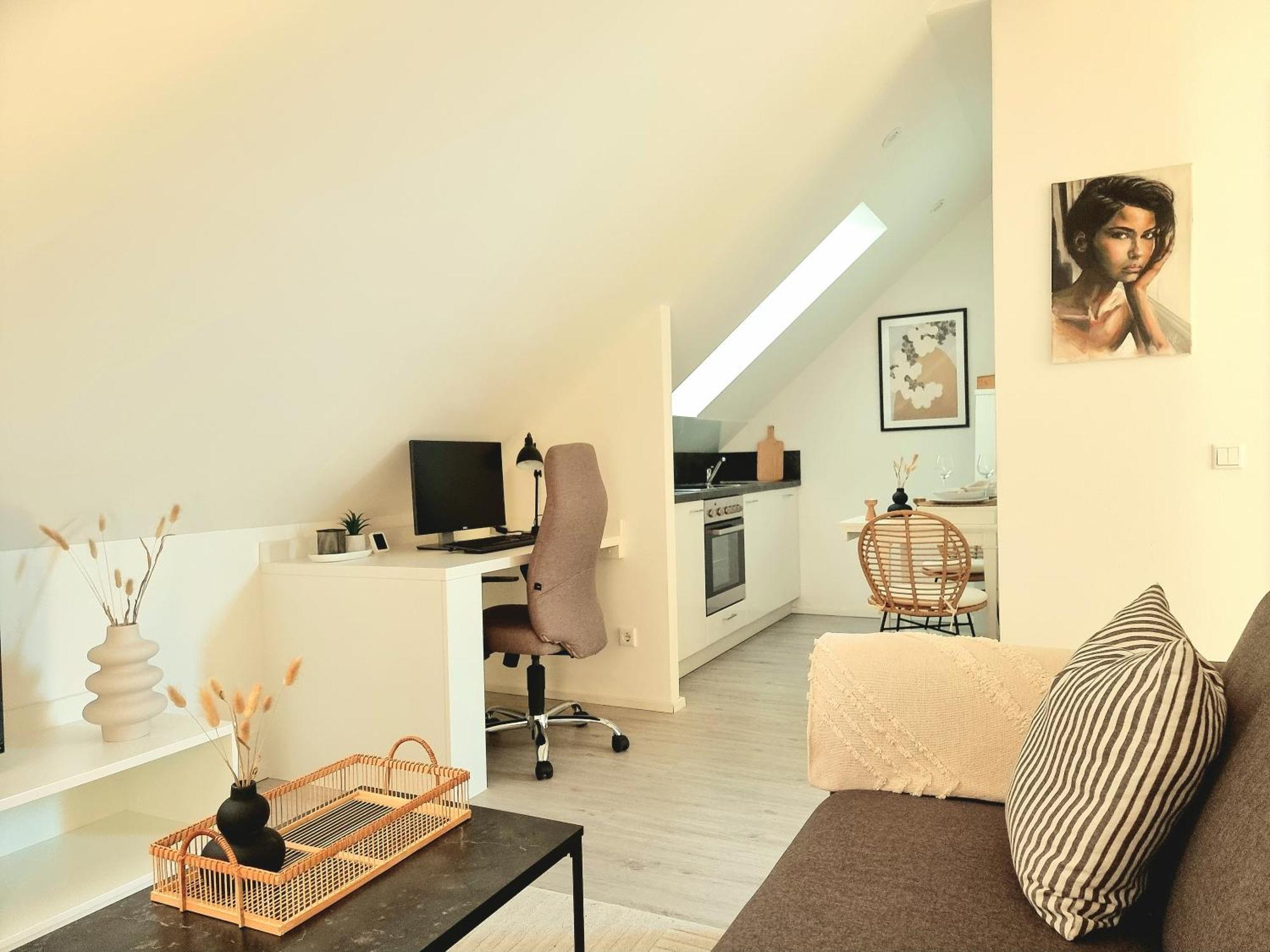 Homestay-Stylish, Zentral- Loft Apartment-Parking 잉골슈타트 외부 사진